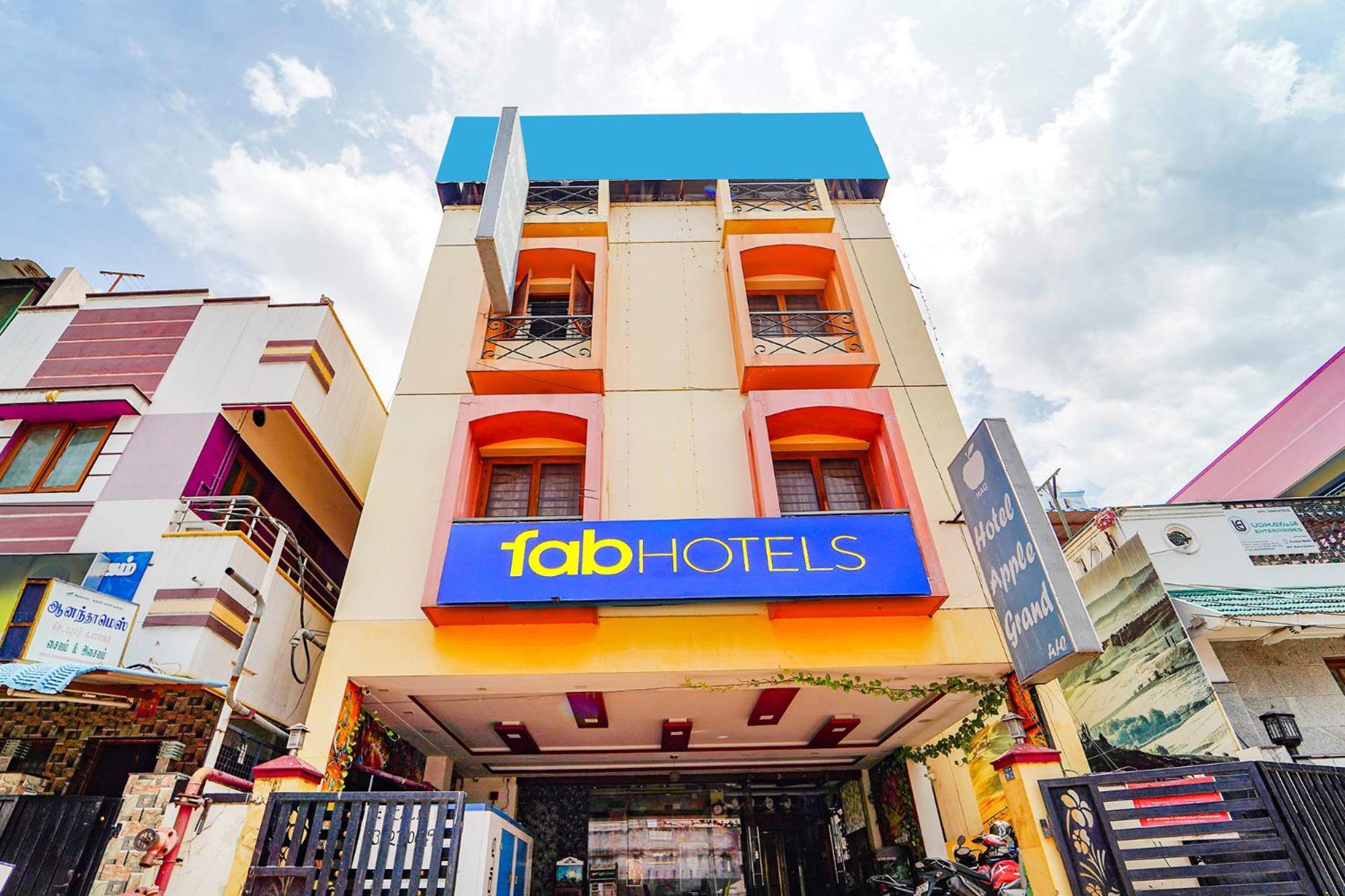 Fabexpress Apple Grand - 200M From Our Lady Of Fatima Church Hotel Coimbatore Exterior photo